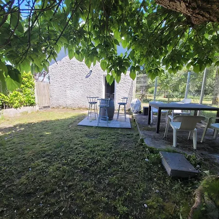 Maisonnette Aux Portes Du Médoc Blanquefort (Gironde)